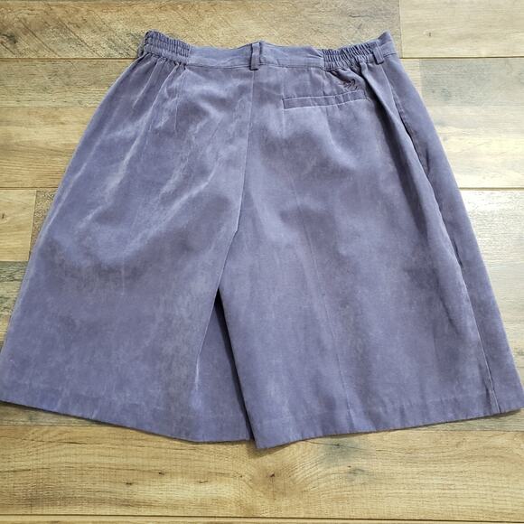 M Sportfolio by Marcia High Rise Purple Pleated Microfiber Mom Shorts Size 10 - Picture 7 of 7